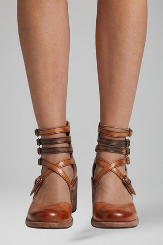Dames Sandalen met Gecusht Voetbed en Gespsluiting Lichtbruin