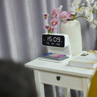 3-in-1 Bedlamp met Draadloze Oplader – LCD Alarmklok & Touch Dimbare LED Tafellamp